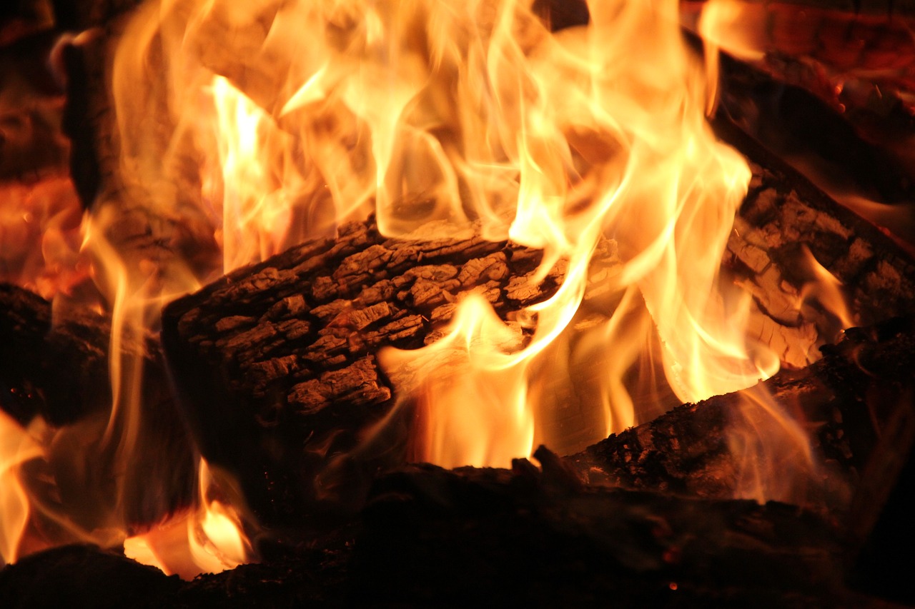 Expert Fireplace Cleaning in Roselle, IL Professional Fireplace Cleaning Services In Roselle Illinois
